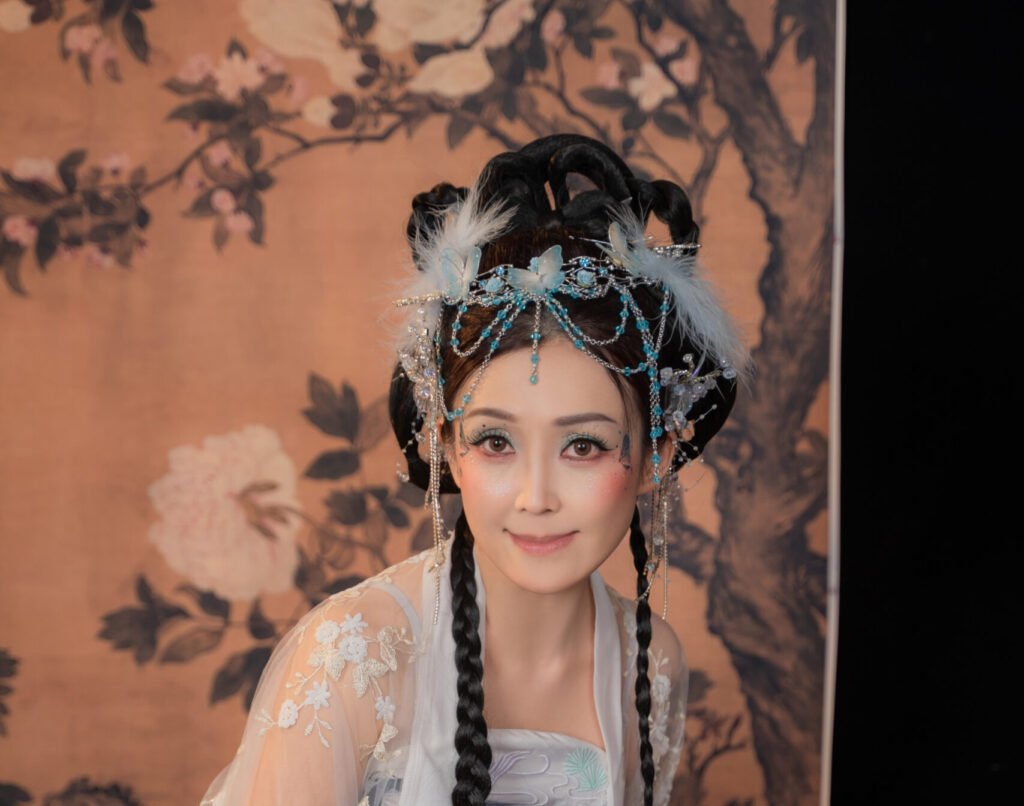 Cherrie Lim Shu Yin logo in Hanfu costume competition at SANdoMs Malaysia