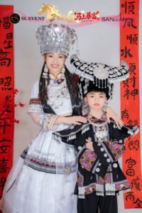 Chrissty Copy 2 family portrait at SANdoMs Hanfu photography studio Malaysia