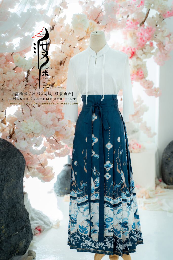 Professional Hanfu portrait photography at SANdoMs studio Kelana Jaya Petaling Jaya Malaysia