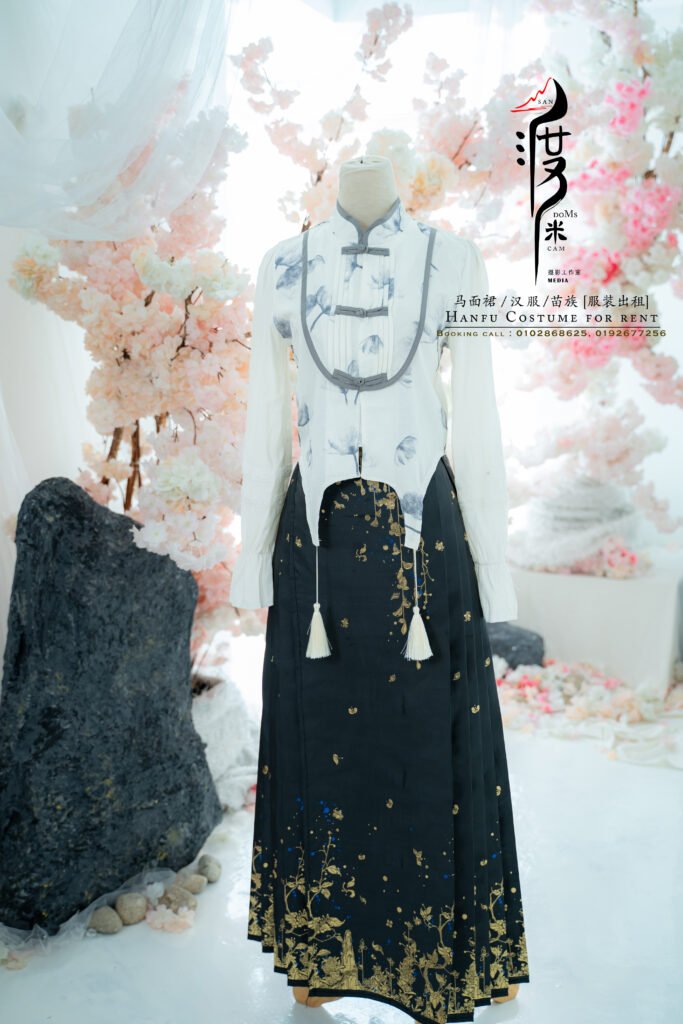 Professional Hanfu portrait photography at SANdoMs studio Kelana Jaya Petaling Jaya Malaysia