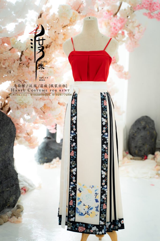 Professional Hanfu portrait photography at SANdoMs studio Kelana Jaya Petaling Jaya Malaysia