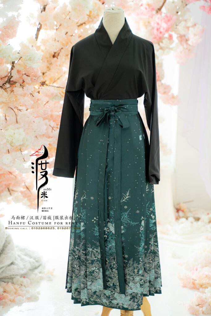 Professional Hanfu portrait photography at SANdoMs studio Kelana Jaya Petaling Jaya Malaysia