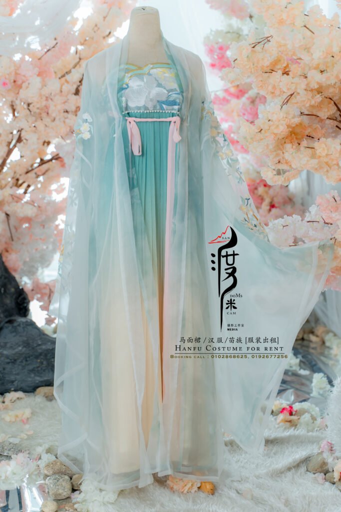 Professional Hanfu portrait photography at SANdoMs studio Kelana Jaya Petaling Jaya Malaysia