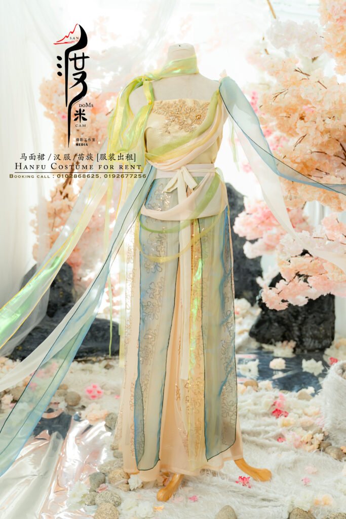 Professional Hanfu portrait photography at SANdoMs studio Kelana Jaya Petaling Jaya Malaysia