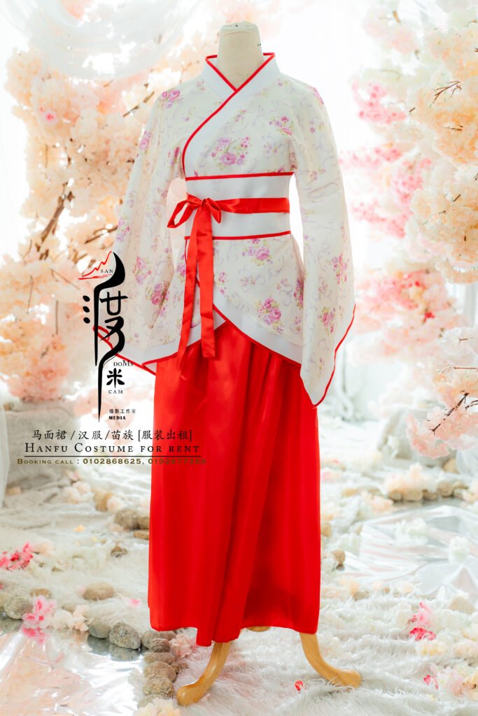 Professional Hanfu portrait photography at SANdoMs studio Kelana Jaya Petaling Jaya Malaysia